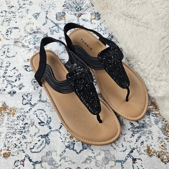 torrid Shoes - Torrid Black Elastic T-Strap Sandal